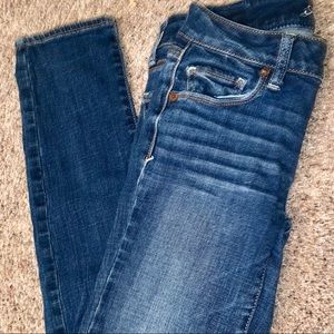 Women’s American Eagle Skinny Jeans Size 2